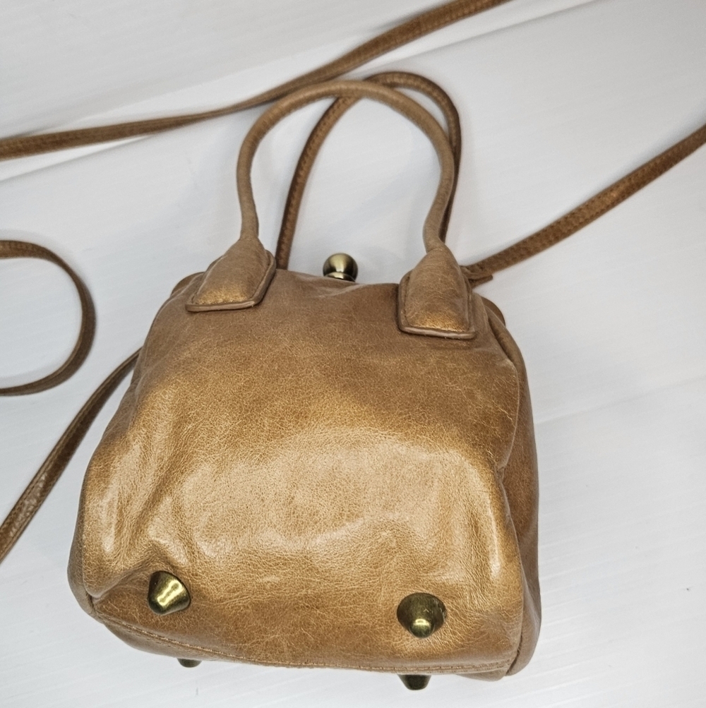 Hobo International Vintage DistressedLeather Kiss-Lock Crossbody,Top Handle Purs - Picture 6 of 12